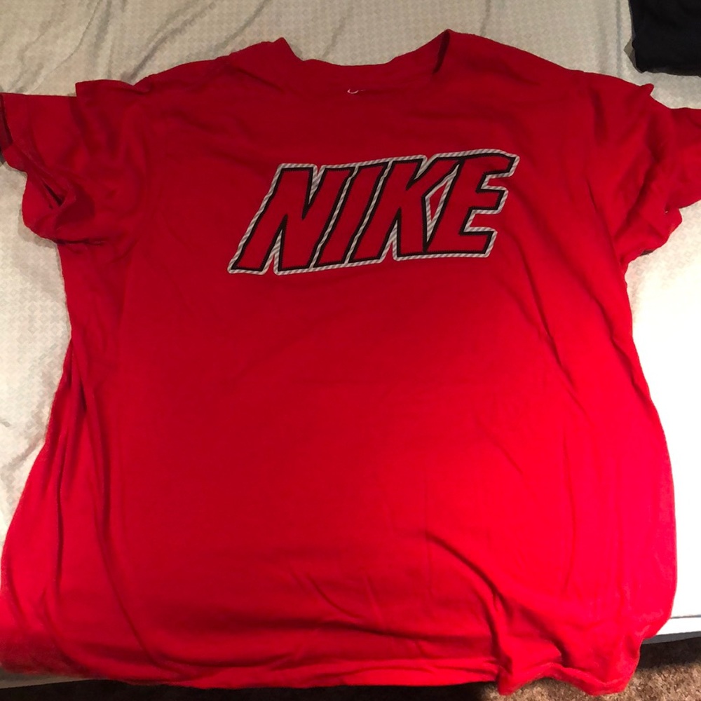 Nike T-shirt